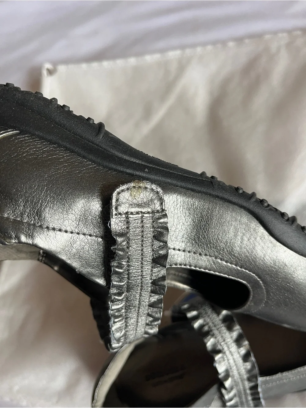 Sonoma Metallic Pewter Ruffled Mary Jane Shoes Sz 4 Youth